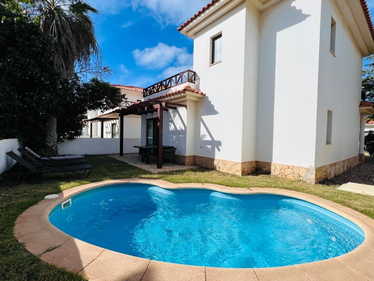 Villa With Privat Pool Near Beach Santa Maria Sal Kap Verde Exterior foto